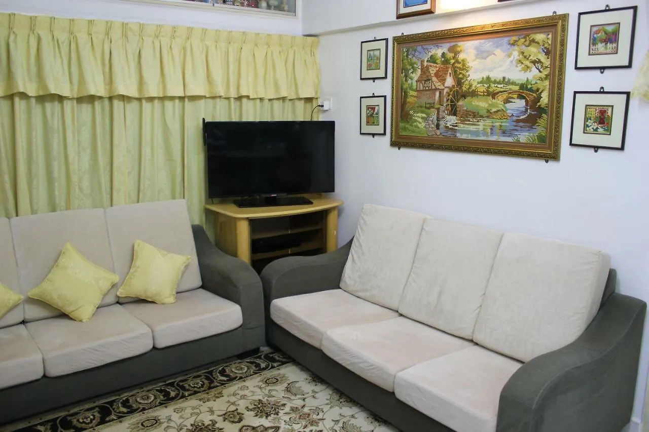 Macallum Budget Muslim Homestay George Town